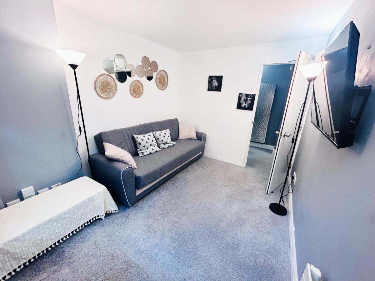Amazing Flat Near South Kensington - 2 To 3 Bedrooms Londres Extérieur photo